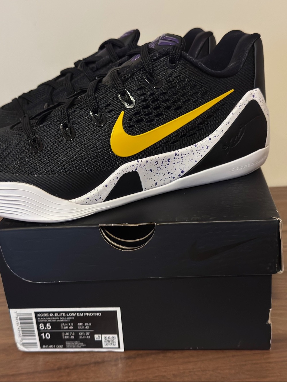 Nike Kobe IX Elite Low EM Protro Black/Yellow Basketball Sneakers